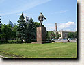 Памятник В.И.Ленину на центральной площади города Мытищи, 2005 г.