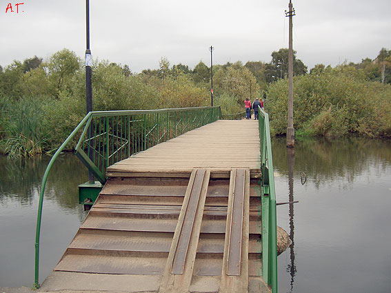 Мост через Яузу, дорога к платформе "Тайнинская", 2005 г.