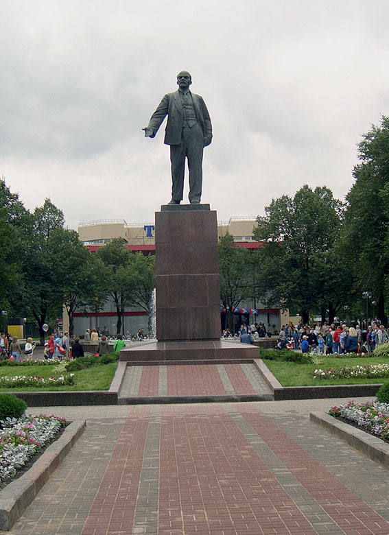 Мытищи, памятник В.И.Ленину